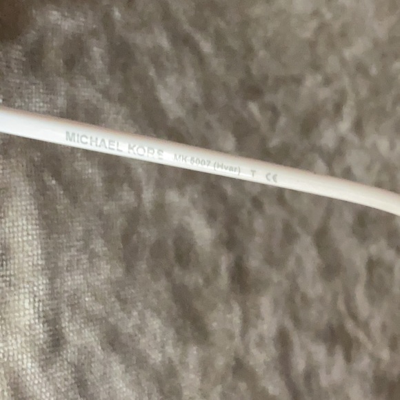 Michael Kors MK 5007 aviator sunglasses - Picture 4 of 8